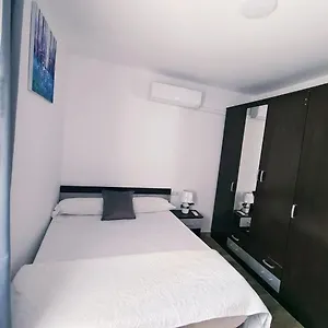 Acogedora En Zona Tranquila Almería
